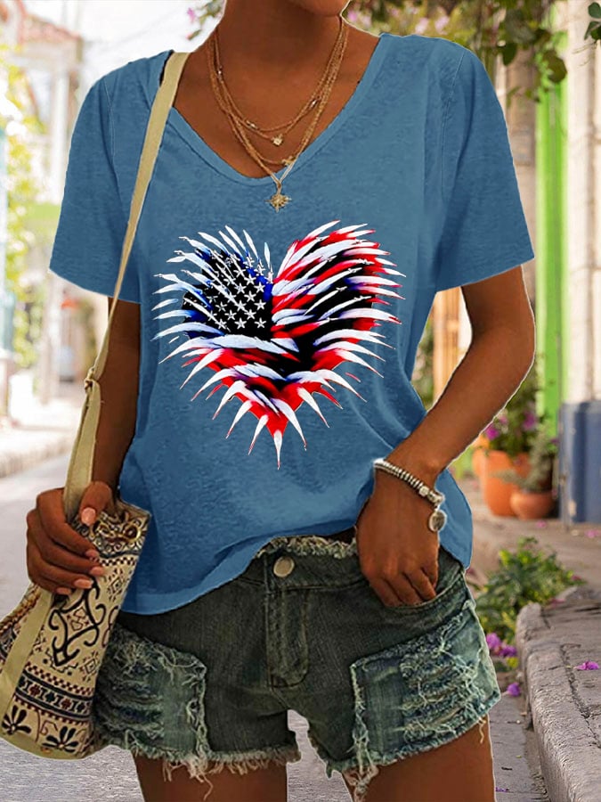 Retro Independence Day Flag Heart Fireworks Print V-Neck T-Shirt
