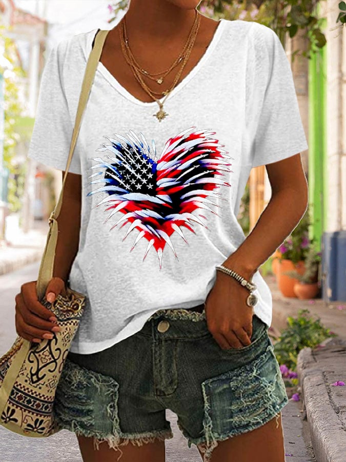 Retro Independence Day Flag Heart Fireworks Print V-Neck T-Shirt